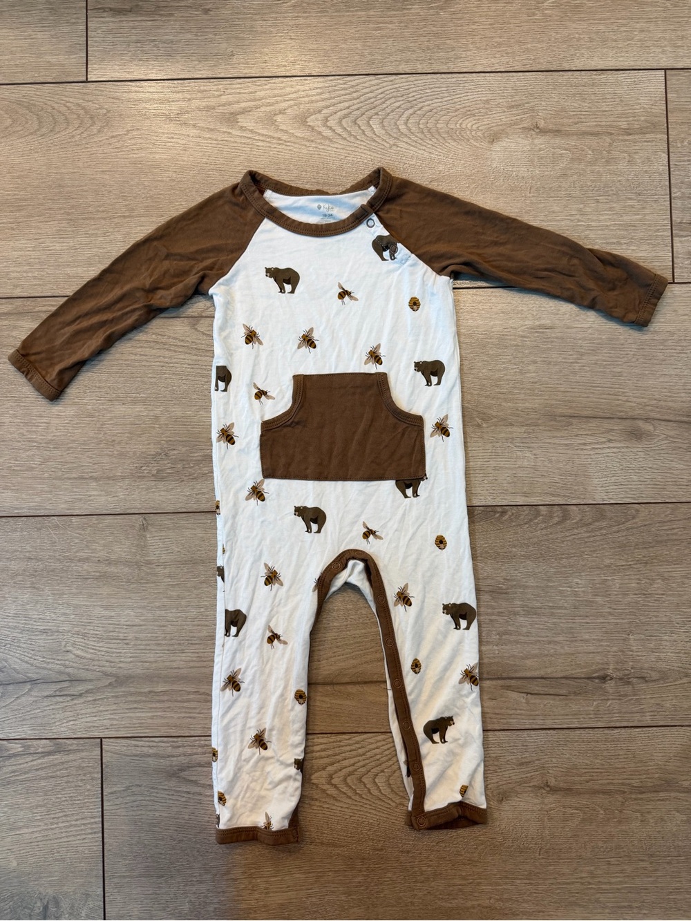 Kyte BABY Brown & White bee/Bear Print Footed One-Piece